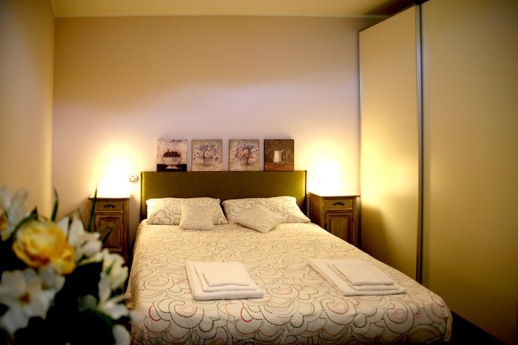 Residence Giglio Comer See غْرافيدونا الغرفة الصورة