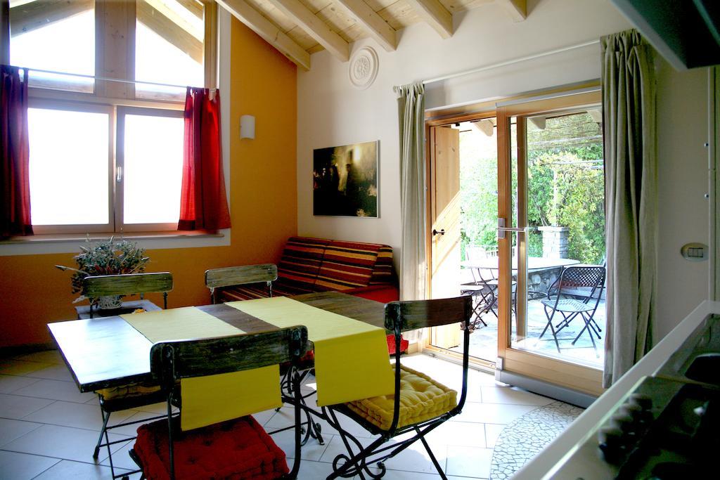 Residence Giglio Comer See غْرافيدونا الغرفة الصورة