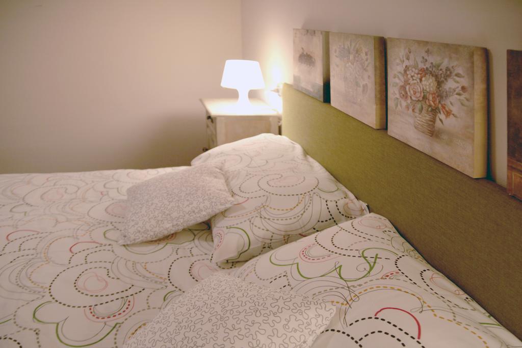 Residence Giglio Comer See غْرافيدونا الغرفة الصورة