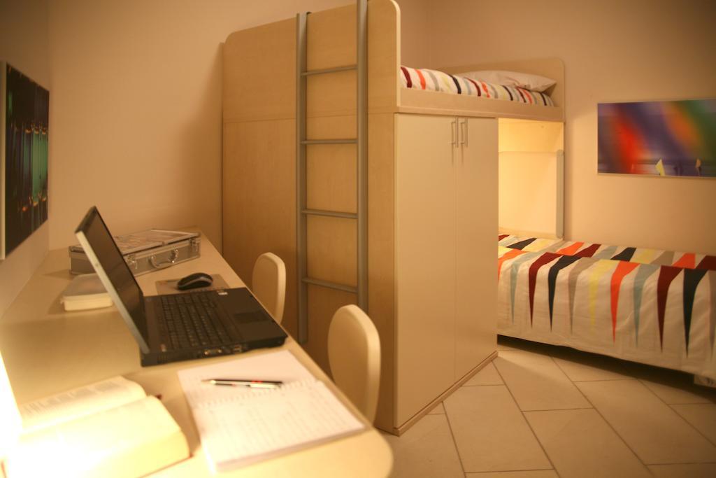 Residence Giglio Comer See غْرافيدونا الغرفة الصورة